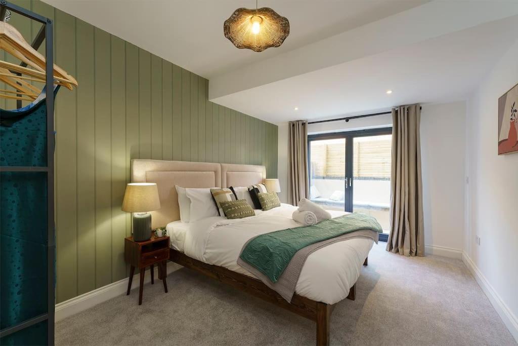 Lilyturf - 2 Bedroom Luxury Apartment By Mint Stays Bristol Exteriör bild